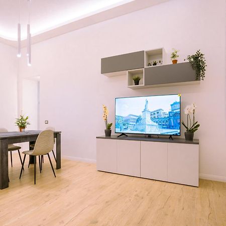 Song House Apartment Centro Storico 7 Pax Naples Luaran gambar