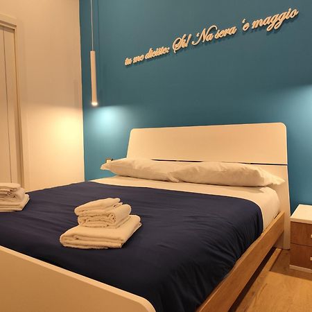 Song House Apartment Centro Storico 7 Pax Naples Luaran gambar
