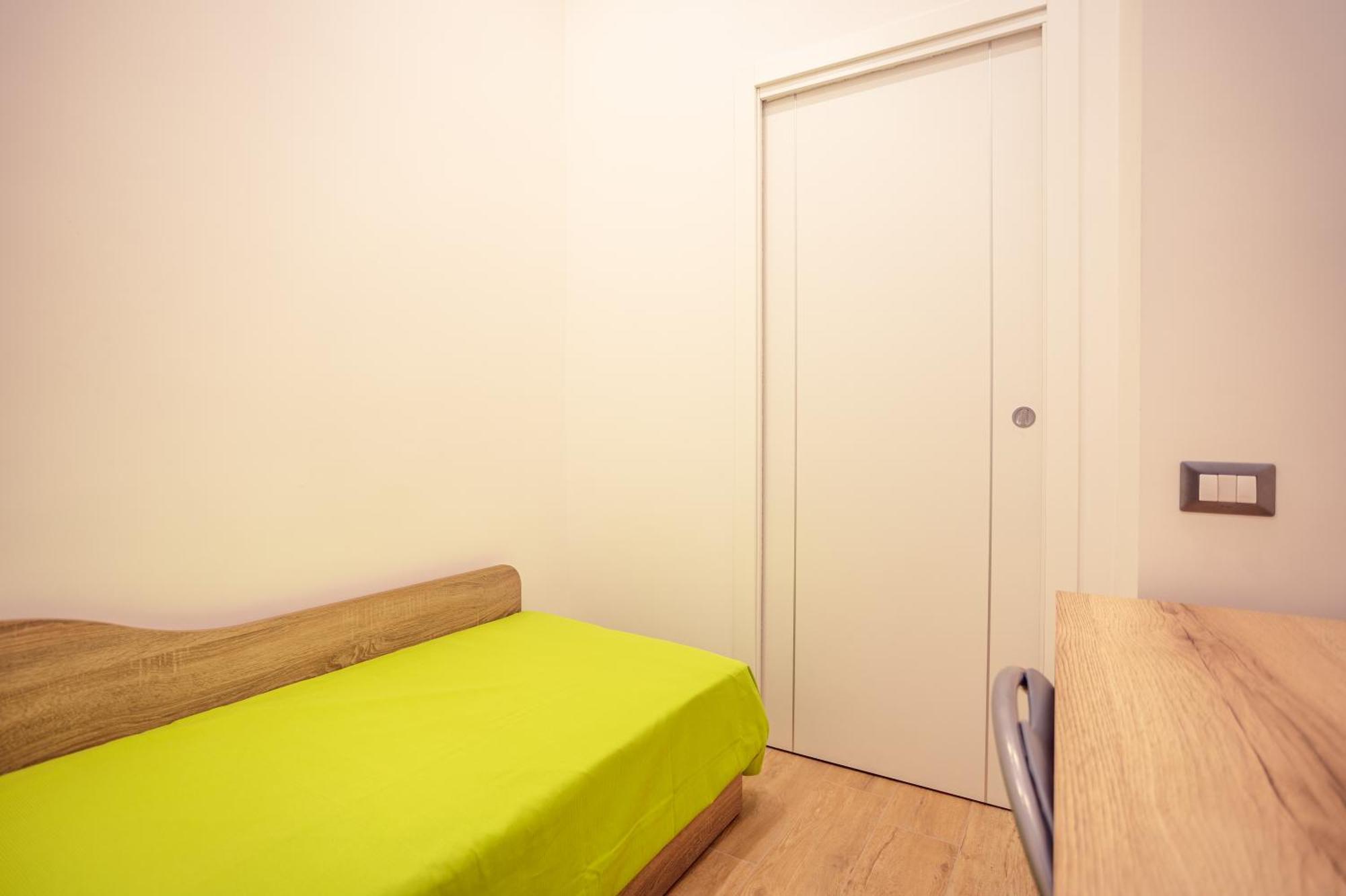 Song House Apartment Centro Storico 7 Pax Naples Luaran gambar