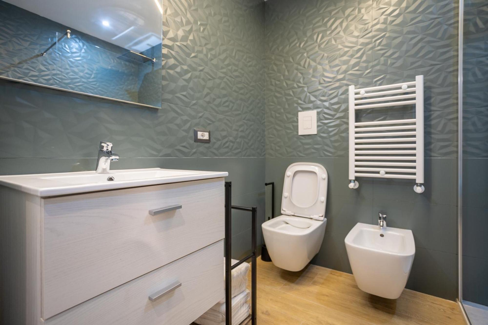 Song House Apartment Centro Storico 7 Pax Naples Luaran gambar