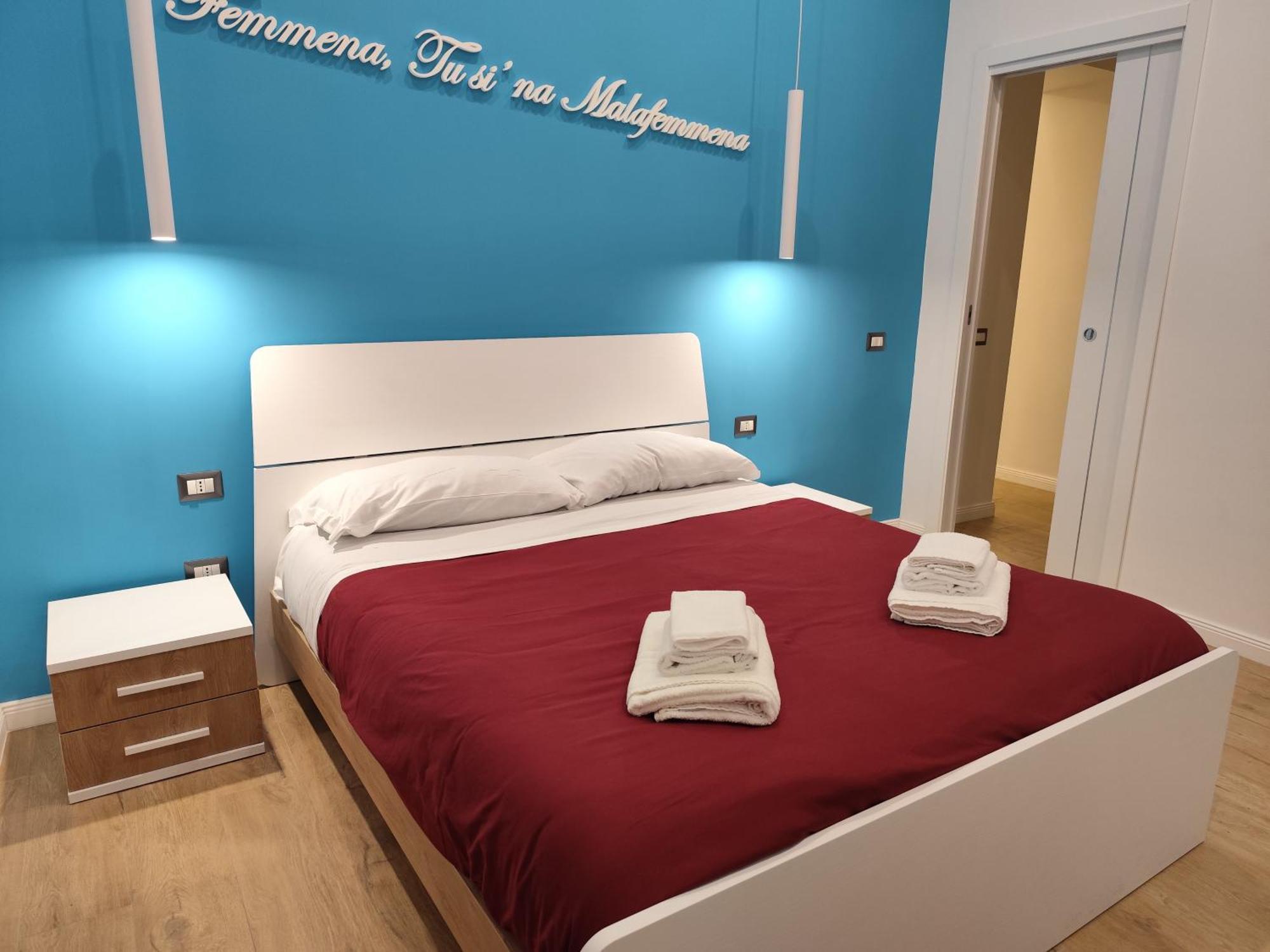 Song House Apartment Centro Storico 7 Pax Naples Luaran gambar